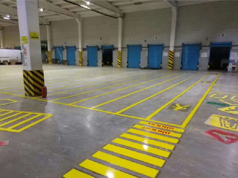 İş Güvenliği Yol Çizgi Boyası